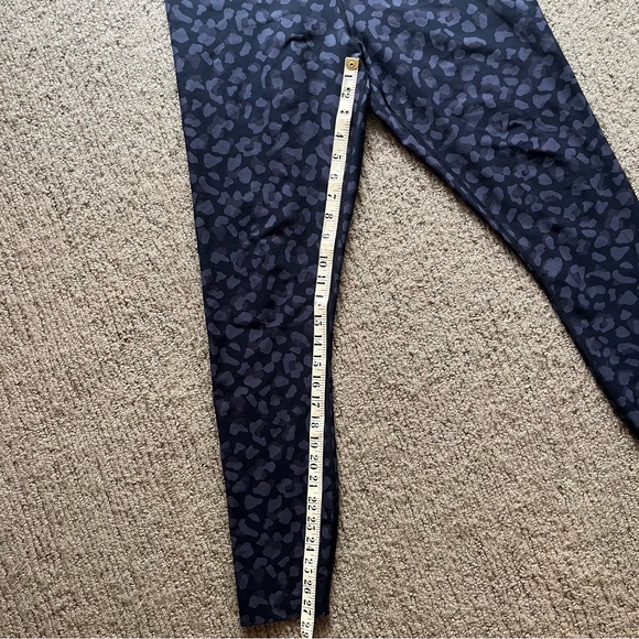 Sarah's Day x White Fox Activewear Cheetah Print Leggings - Picture 5 of 9